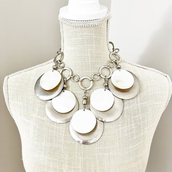 NEW Chico’s Mother of Pearl Disc Bib Necklace - Picture 1 of 9